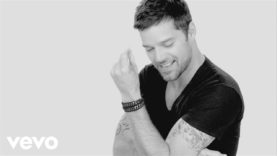 Ricky Martin – Lo Mejor de Mi Vida Eres Tú (Official Videoclip)