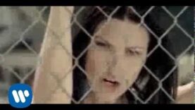 Laura Pausini – En cambio no (Official Video)