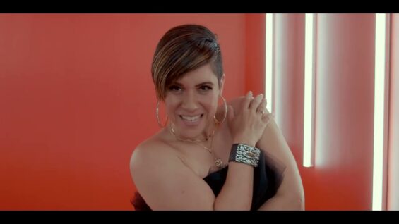 Izis La Enfermera de la Salsa – El Hombre Que Me Ame (Official Video)